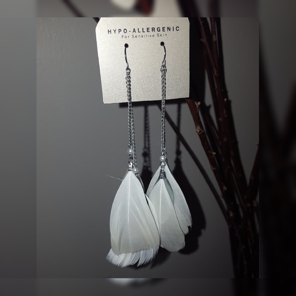 Feather earring